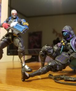 Hasbro Toys Overwatch Ultimates Series Soldier: 76 & Shrike (Ana) Skin Dual Pack 6" Collectible Action Figures 31 81uycrRBnXL