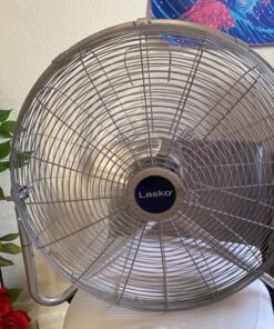 Lasko High Velocity Max Performance Floor Fan with Wall mount Option, 3 Powerful Speeds, Pivoting Fan Head for Home, Garage, Attic, 20", Black, 2265QM 37 81vIkNBBKL