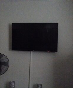 Sanus Universal Low Profile Tilt TV Wall Mount for 37" - 80" LED, LCD & Plasma TVs, Eliminates Glare with 10º of Tilt & Post-Install Adjustments - 3 Step Install - Safety Certified - MLT14-B1 37 81vQoIg6p9L