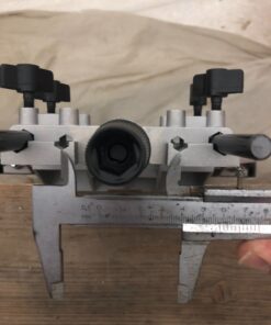 BOSCH RA1054 Deluxe Router Edge Guide with Dust Extraction Hood & Vacuum Hose Adapter 62 81vSZzD6m1L