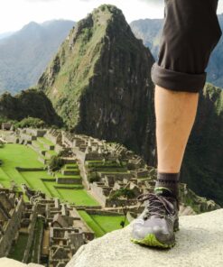 MudGear Quarter Crew Trail Running Socks - Crew Length Socks, Men and Women - Running, Hiking, Cycling, and More, 2-Pack Large Gray/Black 15 81veB0DwMpL