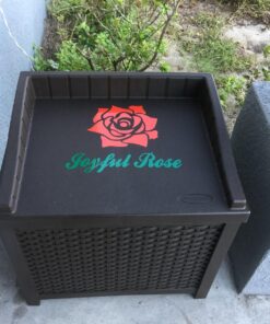 Suncast 22-Gallon Small Deck Box - Lightweight Resin Indoor/Outdoor Storage Container and Seat for Patio Cushions, Gardening Tools and Toys - Store Items on Patio, Garage, Yard - Mocha Wicker Mocha Wicher 53 81wKrZkaikL