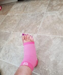 Bitly Plantar Fasciitis for Women & Men Socks Foot & Ankle Compression Sleeve, Pink, M Medium 1 38 81wY28qLWYL