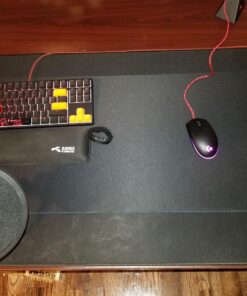 Logitech G840 XL Cloth Gaming Mouse Pad, Thin Pad, Stable Rubber Base, Performance-tuned Moderate surface friction, Durable tube for transport - Black 30 81xU5mgSJIL