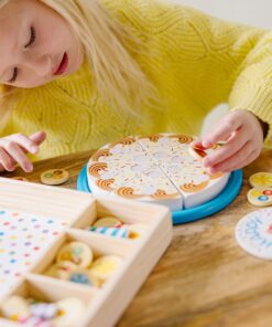 Melissa & Doug Birthday Party Cake - Wooden Play Food With Mix-n-Match Toppings and 7 Candles 25 81xre0hyL