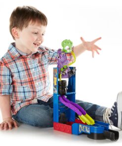 Alternative view of Thomas & Friends MINIS playset with an exciting spooky theme and an exclusive MINIS engine