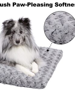 MidWest Homes for Pets Deluxe Dog Beds | Super Plush Dog & Cat Beds Ideal for Dog Crates | Machine Wash & Dryer Friendly, 1-Year Warranty,Gray Gray 22-Inch 25 81y1xsU14OL 2