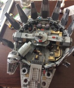 LEGO Star Wars Millennium Falcon 75105 49 81yIAEott7L