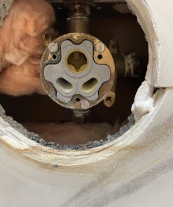 American Standard M952100-0070A Pressure Balancing Unit for Single-Control Tub/Shower Valve No Finish 25 81yKD9VjwRL