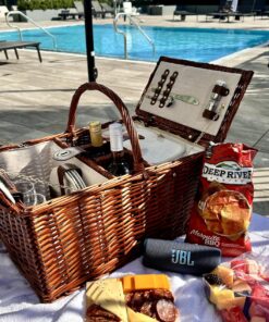 Juvale Wicker Picnic Basket for 4 with Utensils, Glasses, and Insulated Cooler Bag - Luxury Camping, Picnic Essentials, Picnic Kit 64 81z2M5jUlL