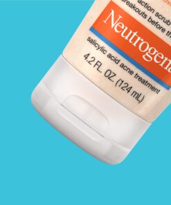 Neutrogena Oil-Free Acne Face Scrub, 2% Salicylic Acid Acne Treatment Medicine, Daily Face Wash to help Prevent Breakouts, Oil Free Exfoliating Facial Cleanser for Acne-Prone Skin, 4.2 fl. oz Unscented 4.2 Fl Oz (Pack of 1) 33 81zLWamDTOL