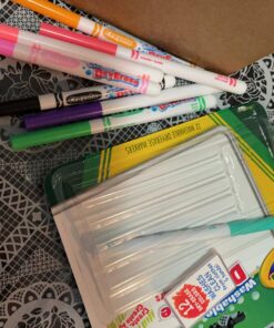 Crayola Washable Dry-Erase Fine Line Markers, 12 Classic Colors NonToxic Art Tools for Kids & Toddlers 3+ 32 91 G17EcgaL