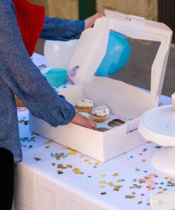 Southern Champion Tray 24133 White Paperboard Window Bakery Box, 9". Length x 9" Width x 2-1/2" Height (Case of 200) 9" x 9" x 2-1/2" 31 91 PntgEd6L