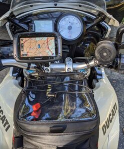 TomTom Rider 550 Motorcycle GPS Navigation Device, 4.3 Inch, with World Maps, Motorcycle Specific Winding and Hilly Roads, Updates via WiFi, Traffic and Speed Cams, Compatible with Siri and Google Now 34 913IBgRYjaL