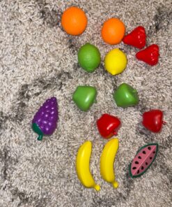 KidKraft 115-Piece Deluxe Tasty Treats Pretend Play Food Set, Plastic Grocery and Pantry Items, Gift for Ages 3+ 59 914 yGVpqRL