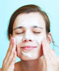 Neutrogena Oil-Free Acne Face Scrub, 2% Salicylic Acid Acne Treatment Medicine, Daily Face Wash to help Prevent Breakouts, Oil Free Exfoliating Facial Cleanser for Acne-Prone Skin, 4.2 fl. oz Unscented 4.2 Fl Oz (Pack of 1) 29 914chbEeebL