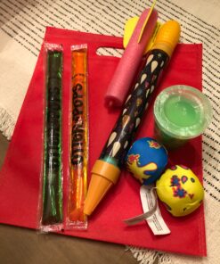 Aneco 50 Pieces 9.5 by 11.5 Inches Non-woven Bags Poly Goodie Treat Bag Rainbow Colors Tote Bag Party Gift Handles Bag Party Favors, 10 Colors 41 914igVBLY0L