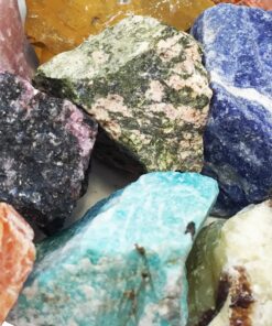 ROCK ON! Geology Game with Rock & Mineral Collection – Collect and Learn with STEM-based Educational Science Kit in Carrying Tote - Amethyst, Rhodonite, Selenite Crystal, Unakite and lots more 24 917CPJWJ38L