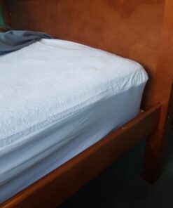 SafeRest Mattress Protector - Full Size Cotton Terry Waterproof Mattress Protector, Breathable Fitted Mattress Cover with Stretchable Pockets 42 917TRkCnssL