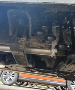 Vixen Horns Train Horn Kit for Trucks/Car/Semi. Complete Onboard System- 150psi Air Compressor, 1 Gallon Tank, 4 Trumpets. Super Loud dB. Fits Vehicles like Pickup/Jeep/RV/SUV 12v VXO8210/4124B 29 919F3zK97JL