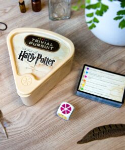 TRIVIAL PURSUIT Harry Potter (Quickplay Edition) | Trivia Game Questions from Harry Potter Movies 28 91EQwyTomL