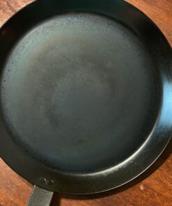 de Buyer Blue Carbon Steel Crepe & Tortilla Pan - 9.5” - Ideal for Making & Reheating Crepes, Tortillas & Pancakes - Naturally Nonstick - Made in France 9.5" 36 91F6asyUo7L