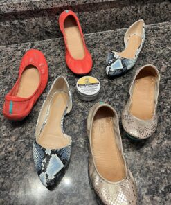 Teliaoils Leather Conditioner - Natural Clear Leather Repair Care Balm for any kind- Waterproofing Leather Salve Restorer, Softener & Protector - for Upholstery, Furniture, Shoes, Sofa & More 47 91G4YulSQjL