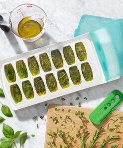 OXO Good Grips No-Spill Ice Cube Tray 1 Count (Pack of 1) 42 91GHHdv32L