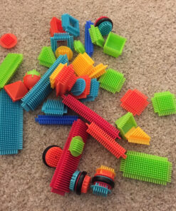 Battat- Bristle Blocks- STEM Interlocking Building Blocks- 50 pc Playset- Developmental Toys for Toddlers & Kids- Basic Builder Bucket- 2 Years + 50 pcs 28 91IY1hkbDNL