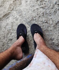 Reef Men's Fanning Flip-Flop 9 Black/Silver 17 91JVtTnuAfL