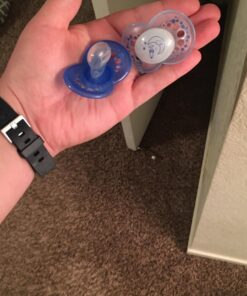 MAM Night Pacifiers , MAM Pacifiers 6+ Months, Best Pacifier for Breastfed Babies, Glow in the Dark Pacifier, Baby Boy Pacifier, 6-16 (Pack of 2) 55 91LXfdmLEyL