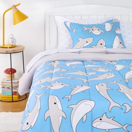 Amazon Basics Kid's Easy-Wash Microfiber Bed-in-a-Bag 5-Piece Bedding Set, Twin, Shark Pool