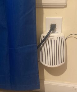 Hamilton Beach TrueAir Plug-Mount Air Freshener Odor Eliminator for Common Household-Tobacco, Pet, Bathroom & Trash, On/Off Fan, with Carbon Filter + Green Meadow Cartridge, White (04530GM) Plug Mount Odor Eliminator/Air Freshener 41 91S8miPr KL