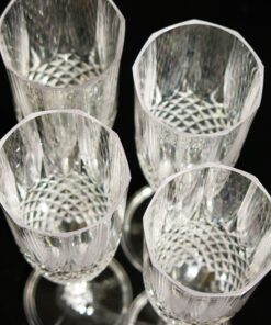 Set of 4 Champagne Flutes with Crystal Effect - Plastic Sparkling Wine Glasses to Celebrate Every Special Day - 8 Oz 13 91Zs2ZKCjaL