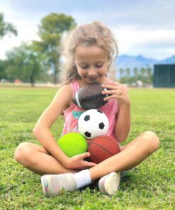 AppleRound Pack of 4 Sports Balls with 1 Pump: 1 Each of 5" Soccer Ball, 5" Basketball, 5" Playground Ball, and 6.5" Football (4 Balls and 1 Pump) 40 91aSazAwsiL