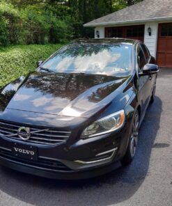 Chemical Guys GAP_619_16 Black Light Hybrid Radiant Finish, Glaze & Sealant, (Safe for Cars, Trucks, SUVs, & More) for Black and Dark Colored Cars, 16 fl oz 53 91aTDNl18aL