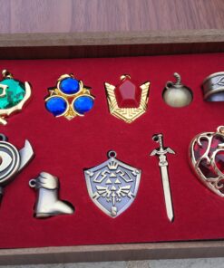 The Legend of Zelda Twilight Princess & Hylian Shield & Master Sword finest collection sets keychain/necklace/jewelry series Red-10set 37 91bmfNob2L