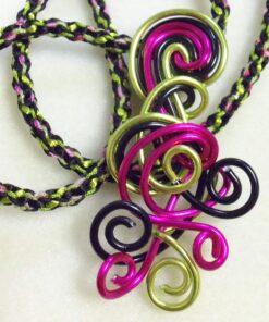 The Beadsmith 12-Gauge Anodized Aluminum Wire for Jewelry Making, Metal Wire for Wrapping (Apple Green) 12 91c71rzspdL