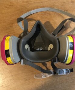 3M Half Facepiece Reusable Respirator 6300, NIOSH, Four-Point Harness, Comfortable Fit, Dual Airline Supplied Air Compatible, Bayonet Connections, Painting, Sanding, Cleaning, Large 28 91d03IypwUL