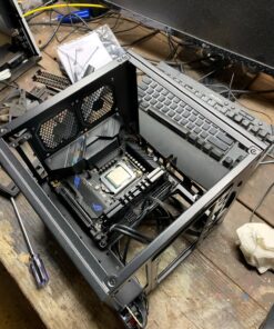 Thermaltake Core V1 SPCC Mini ITX Cube Gaming Computer Case Chassis, Interchangeable Side Panels, Black Edition, CA-1B8-00S1WN-00 132 91dALPnkdLL