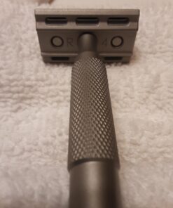 ROCKWELL RAZORS 6S Stainless Steel Double-Edge Safety Razor with 6 Adjustable Shave Settings and 5 Blades, 8 Piece Set, Silver 42 91k32apbFsL