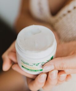 Face Moisturizer for Dry Skin - Facial Moisturizer for Women & Men - Dry Skin Face Moisturizer with Manuka Honey, Aloe Vera & Cehami - Soothing & Redness Relief Face Creams for Sensitive Skin & Eczema 20 91qFRRZYbfL