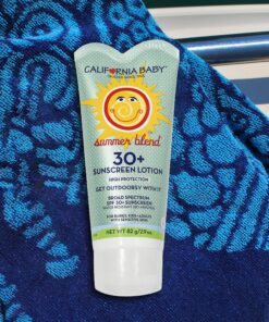California Baby Summer Blend Broad Spectrum SPF 30+ Sunscreen Lotion - for Babies, Kids & Adults, Free of Added Fragrances, Common Allergens, and Irritants, Fragrance Free, Water Resistant, 2.9oz 17 91sisr2IYuL