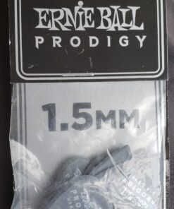 Ernie Ball Prodigy Guitar Picks, Standard, Black 1.5mm, 6-pack (P09199) Black (1.5mm) 6 91ujmQ4Fk L
