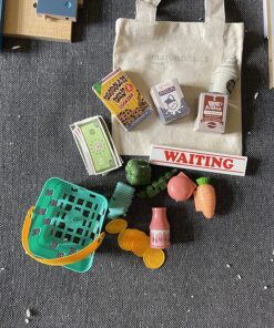 Amazon Basics Grocery Store Checkout Counter, Kids Supermarket Pretend Play Store, Gift for Age 3Y+ 29 91wvT2e1V0L