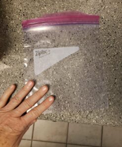 Ziploc Quart Food Storage Bags, New Stay Open Design with Stand-Up Bottom, Easy to Fill, 80 Count 40 A10wHf7PlZL