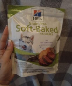 Hill's Grain Free Dog Treats, Soft-Baked Naturals with Beef & Sweet Potatoes, Soft Healthy Dog Snacks, 8 oz. Bag 33 A14Z1 1QQPL
