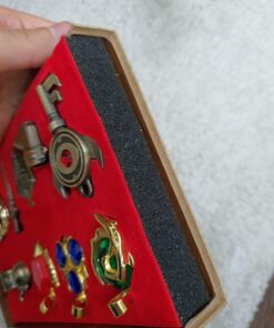 The Legend of Zelda Twilight Princess & Hylian Shield & Master Sword finest collection sets keychain/necklace/jewelry series Red-10set 65 A15ArdKIzQL