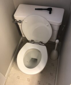 Mayfair 830NISL 000 Toilet Seat, 1 Pack-ROUND, White-Brushed Nickel Hinges 1 Pack - ROUND White - Brushed Nickel Hinges 30 A167IgciSHL