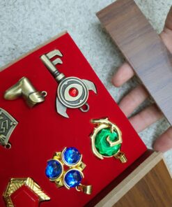 The Legend of Zelda Twilight Princess & Hylian Shield & Master Sword finest collection sets keychain/necklace/jewelry series Red-10set 66 A16kPgyIH2L